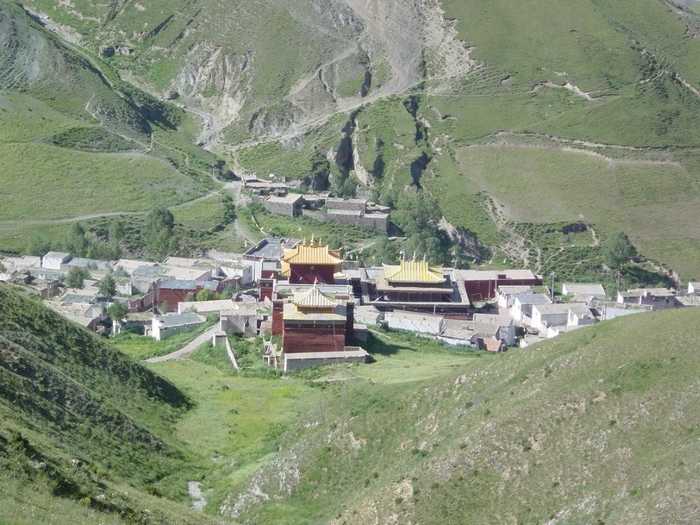 thrangu tashi choeling